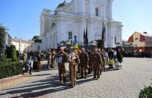 У Луцьку попрощалися з воїном Станіславом Ходаковським