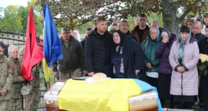 У Озерцях попрощалися із захисником Романом Юрчуком