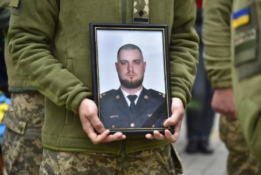 У Луцьку попрощалися із захисником України Денисом Жуком