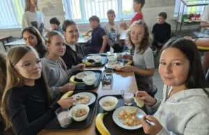 У ліцеї села Вербка всіх учнів безкоштовно годують гарячими стравами
