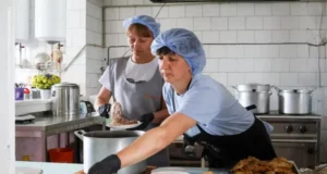 Два заклади Любешівської громади організували шкільне харчування на аутсорсі
