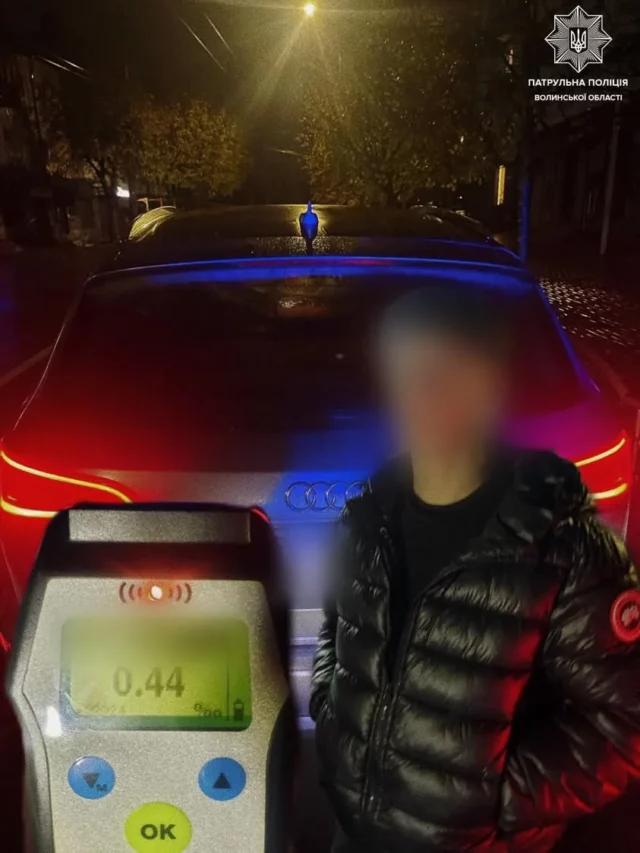 У Луцьку 16-річний водій Audi їхав п’яним смугою для маршруток