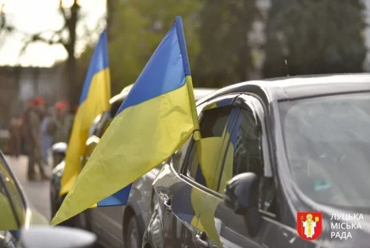У Луцьку автопробігом вшанували захисника України Дмитра Іванова
