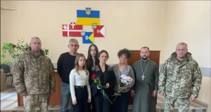 У Торчинській селищній раді вручили посмертну нагороду Богдану Василюку