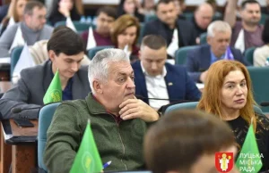 (Українська) Луцька міська рада спрямує понад 57 млн грн на підвищення зарплат освітянам і працівникам культури Луцька міська рада спрямує понад 57 млн грн на підвищення зарплат освітянам і працівникам культури