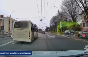 У Луцьку оштрафували водія маршрутки за порушення ПДР У Луцьку оштрафували водія маршрутки за порушення ПДР
