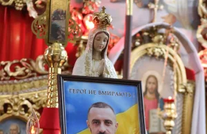 (Українська) У Горохові попрощалися з ветераном війни Василем Муравчуком У Горохові попрощалися з ветераном війни Василем Муравчуком