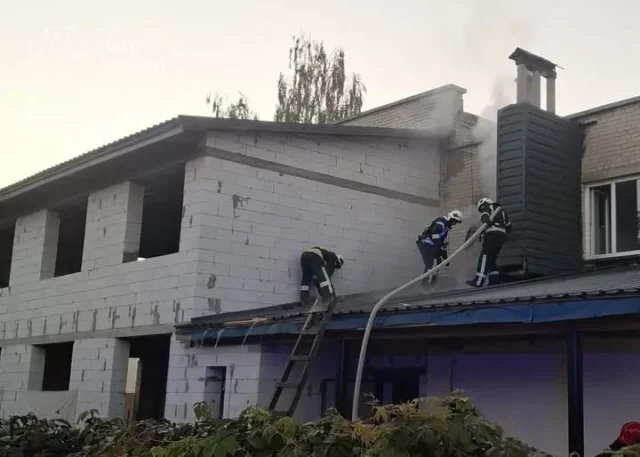 На Волині рятувальники за добу ліквідували п’ять пожеж у приватному секторі