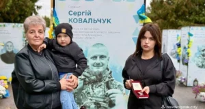 Трьом полеглим захисникам із Нововолинська посмертно присвоїли державні нагороди