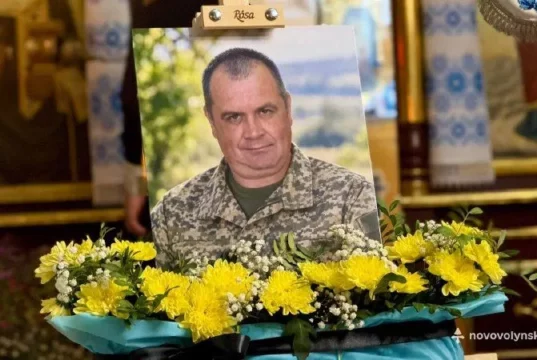 Нововолинськ попрощався із захисником Андрієм Єфрємовим
